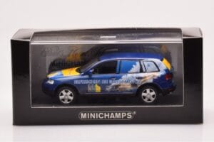Volkswagen Touareg 7L Shell Helix Fresh Up Force Minichamps 1:43 VOLKSWAGEN-264066 Metal - imagem 4 de 4
