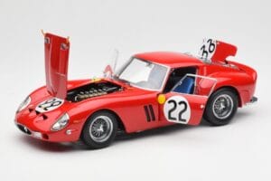 Ferrari 250 GTO #22 24 Hours of Le Mans 1962 Kyosho 1:18 08432B Metal - imagem 2 de 8