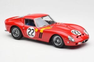 Ferrari 250 GTO #22 24 Hours of Le Mans 1962 Kyosho 1:18 08432B Metal - imagem 6 de 8