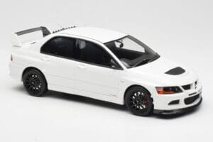 Mitsubishi Lancer Evo VIII MR FQ-400 Branco Otto 1:18 OT777 Resina - imagem 4 de 6