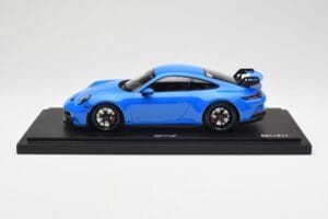 Porsche 911 992 GT3 Shark Azul Minichamps 1:18 WAP0211490M003 Resina - imagem 3 de 7
