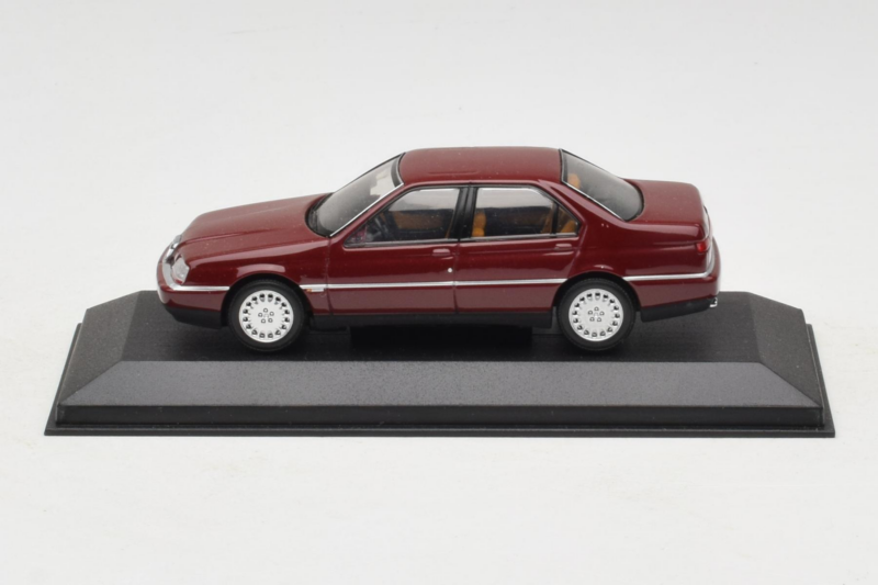 Alfa Romeo 164 3.0 Super V6 Vermelho Escuro Minichamps 1:43 436120700 Metal