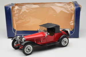 Alfa Romeo 6C 1750 Alfetta Vermelho Polistil 1:18 PL001 Metal - imagem 8 de 8