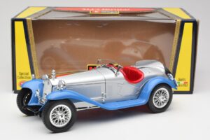 Alfa Romeo 2300 Spider Azul Prateado Bburago 1:18 3008 Metal - imagem 8 de 8
