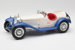 Alfa Romeo 2300 Spider Branco & Azul Bburago 1:18 3008-M1 Metal
