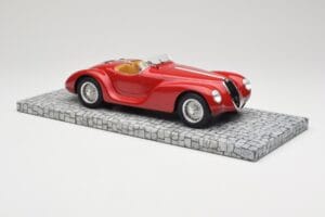Alfa Romeo 6C 2500 SS Corsa Spider Vermelho Minichamps 1:18 107120230 Resina - imagem 4 de 6