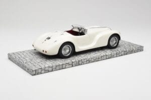 Alfa Romeo 6C 2500 SS Corsa Spider Branco Minichamps 1:18 107120232 Resina - imagem 2 de 6