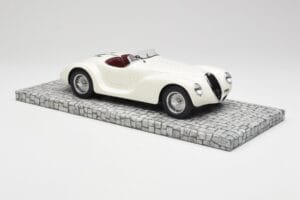 Alfa Romeo 6C 2500 SS Corsa Spider Branco Minichamps 1:18 107120232 Resina - imagem 4 de 6