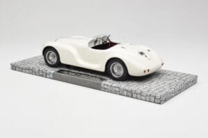 Alfa Romeo 6C 2500 SS Corsa Spider Branco Minichamps 1:18 107120232 Resina - imagem 5 de 6