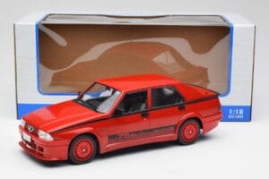 Alfa Romeo 75 Turbo Evoluzione Vermelho MCG 1:18 MCG18428 Metal - imagem 6 de 6