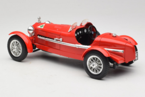 Alfa Romeo 8C 2300 Monza Vermelho Bburago 1:18 3014 Metal - imagem 5 de 6