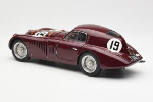 Alfa Romeo 8C 2900 B Speciale #19 24 Hours of Le Mans 1938 CMC 1:18 M-111 Metal - imagem 5 de 6