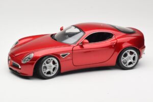 Alfa Romeo 8C Competizione Vermelho Bburago 1:18 18-11021 Metal