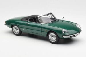 Alfa Romeo Duetto Spider Verde AUTOart 1:18 70138 Metal - imagem 6 de 8