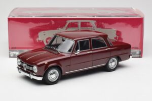 Alfa Romeo Giulia 1300 Vermelho Escuro Minichamps 1:18 180120906 Metal - imagem 8 de 8