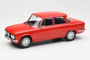 Alfa Romeo Giulia Nuova Super Vermelho MCG 1:18 MCG18145 Metal