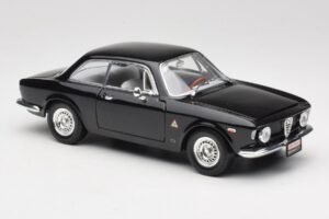 Alfa Romeo Giulia Sprint GTA Preto Road Signature 1:18 92348 Metal - imagem 6 de 8