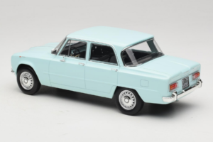 Alfa Romeo Giulia TI 105 Sky Blue Norev 1:18 187974 Metal - imagem 6 de 7