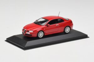 Alfa Romeo GT Alfa Vermelho Minichamps 1:43 400120321 Metal - imagem 2 de 4