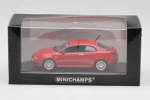 Alfa Romeo GT Alfa Vermelho Minichamps 1:43 400120321 Metal - imagem 4 de 4