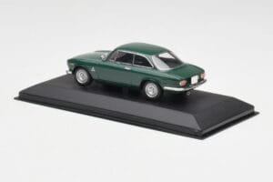 Alfa Romeo Giulia GTA 1300 Junior Verde Minichamps 1:43 ALFA010 Metal - imagem 3 de 4