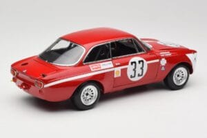 Alfa Romeo GTA 1300 Junior #33 T. Hezemans / G. van Lennep Hezemans Jarama 1972 Minichamps 1:18 100721233 Metal - imagem 3 de 8