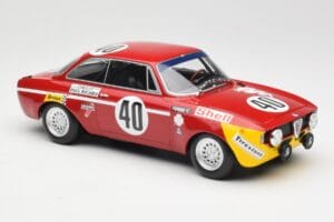 Alfa Romeo GTA 1300 Junior #40 F. Picchi / J-C. Chasseuil Division 1 Winners 12 Hours of Paul Ricard 1971 Minichamps 1:18 155 - imagem 4 de 6