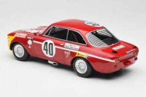 Alfa Romeo GTA 1300 Junior #40 F. Picchi / J-C. Chasseuil Division 1 Winners 12 Hours of Paul Ricard 1971 Minichamps 1:18 155 - imagem 5 de 6