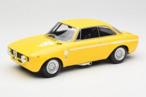 Alfa Romeo GTA 1300 Junior Amarelo Minichamps 1:18 155120024 Metal