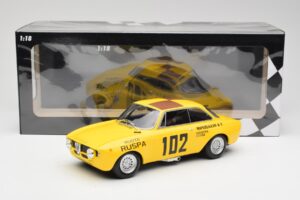 Alfa Romeo GTA 1300 #102 Squadra Corse R. Zanetti / M. Ruspa / Monzeglio Targa Florio 1971 Minichamps 1:18 155711202 Metal - imagem 6 de 6