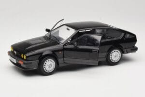 Alfa Romeo GTV6 Preto Solido 1:18 S1802302 Metal - imagem 2 de 8