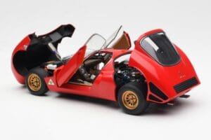 Alfa Romeo 33 Stradale Vermelho AUTOart 1:18 70191 Metal - imagem 5 de 8