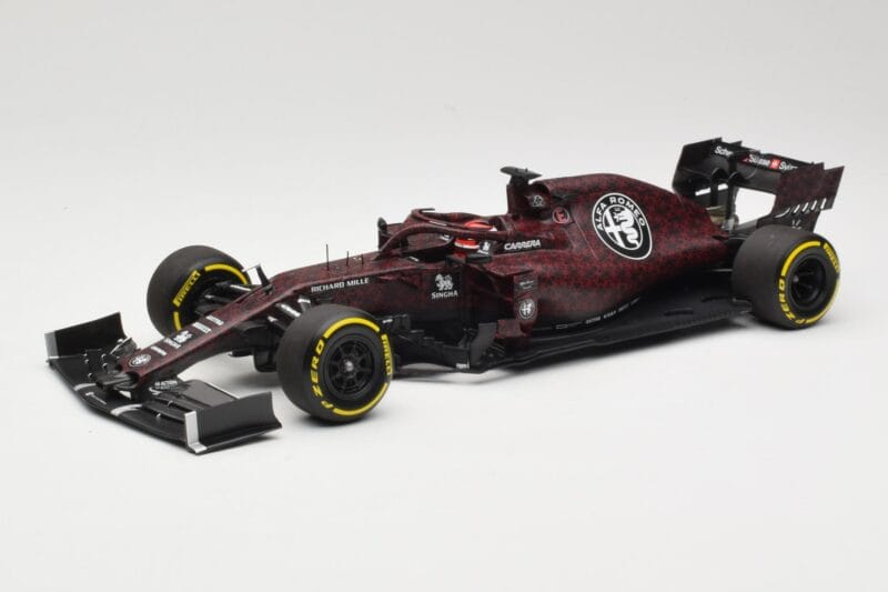 Alfa Romeo Racing C38 #7 K. Raikkonen Valentine's Day Livery Shakedown Fiorano 14th February 2019 Minichamps 1:18 110199907 M