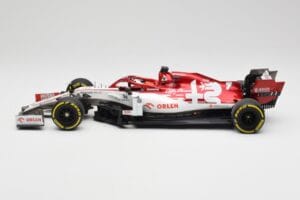 Alfa Romeo Racing C39 #7 K. Raikkonen Austrian GP 2020 Minichamps 1:18 110200107 Metal - imagem 3 de 5