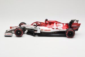 Alfa Romeo Racing C39 #7 K. Raikkonen Styrian GP 2020 Minichamps 1:18 110200207 Metal - imagem 3 de 6