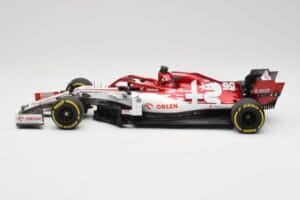 Alfa Romeo Racing C39 #99 A. Giovinazzi Austrian GP 2020 Minichamps 1:18 110200199 Metal - imagem 3 de 6
