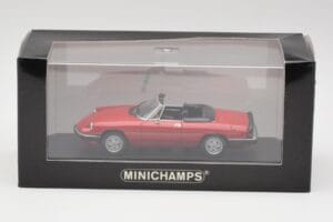 Alfa Romeo Spider 2000 Alfa Vermelho Minichamps 1:43 436120760 Metal - imagem 4 de 4