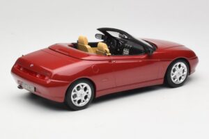 Alfa Romeo Spider 916 Proteo Red Metallic Norev 1:18 187854 Metal - imagem 2 de 6
