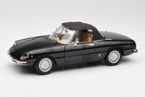 Alfa Romeo Spider 916 Veloce Preto Ricko 1:18 32107 Metal