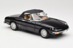 Alfa Romeo Spider 916 Veloce Preto Ricko 1:18 32107 Metal - imagem 6 de 8