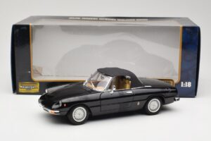 Alfa Romeo Spider 916 Veloce Preto Ricko 1:18 32107 Metal - imagem 8 de 8