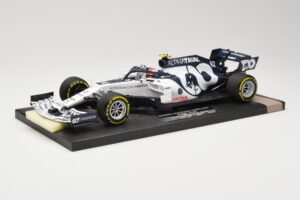 AlphaTauri Honda AT01 #10 P. Gasly Winner Italian GP 2020 Minichamps 1:18 117200810 Metal - imagem 2 de 6