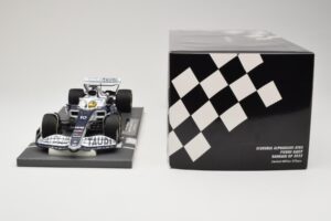 AlphaTauri AT03 #10 P. Gasly Bahrain GP 2022 Minichamps 1:18 117220110 Metal - imagem 6 de 6