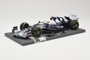 AlphaTauri AT03 #22 Y. Tsunoda Bahrain GP 2022 Minichamps 1:18 117220122 Metal - imagem 2 de 6