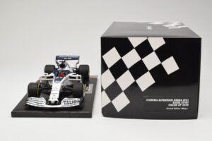 AlphaTauri Honda AT01 #26 D. Kvyat Italian GP 2020 Minichamps 1:18 117200826 Metal - imagem 6 de 6