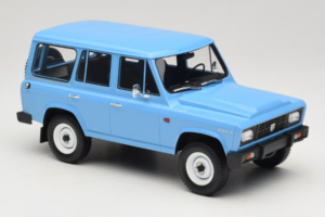 ARO 244 D Azul Aurora Models 1:18 TH180-01 Metal - imagem 4 de 6