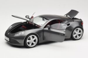 Artega GT Grey Metallic Revell 1:18 09024 Metal - imagem 2 de 8