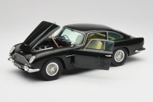 Aston Martin DB5 California Sálvia Chrono 1:18 H1001 Metal - imagem 2 de 8