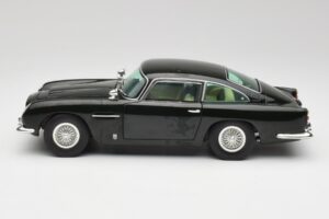 Aston Martin DB5 California Sálvia Chrono 1:18 H1001 Metal - imagem 4 de 8