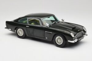 Aston Martin DB5 California Sálvia Chrono 1:18 H1001 Metal - imagem 6 de 8